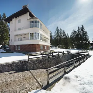 Tullia - Stayincortina Apartamento